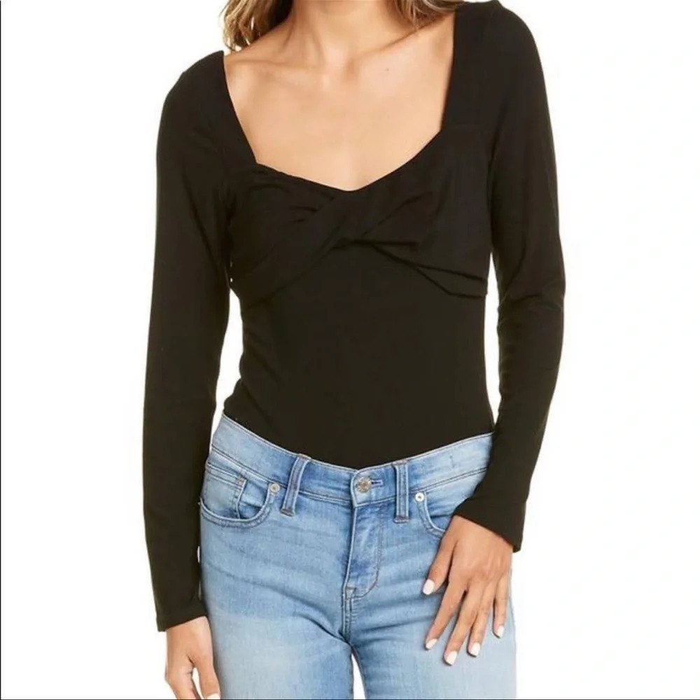 ASTR Long Sleeve Twist Front Bodysuit, BLACK, Size Large, NWOT